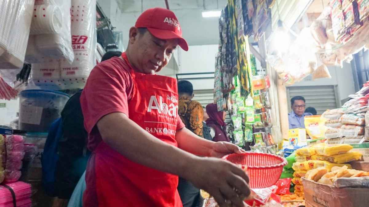 Komitmen Dukung UMKM, Bank DKI Berhasil Salurkan KUR Rp1,15 Triliun Sepanjang 2022 Komitmen Dukung UMKM, Bank DKI Berhasil Salurkan KUR Rp1,15 Triliun Sepanjang 2022