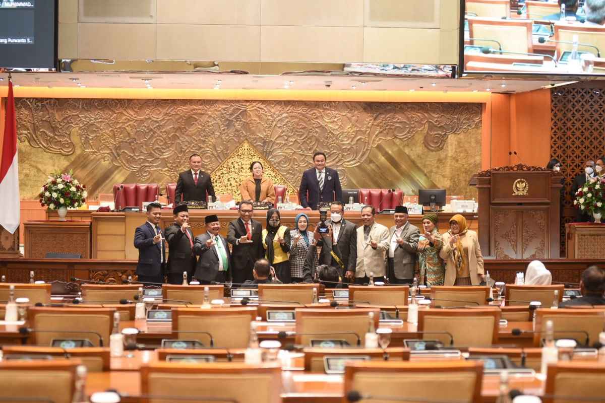 Tutup Masa Sidang, Puan : Keberhasilan DPR Merasionalisasi Kenaikan Biaya Haji 2023