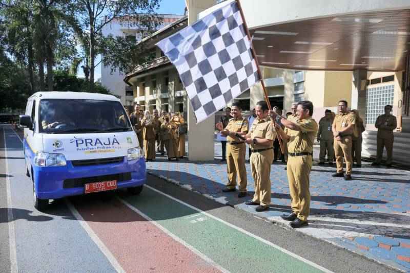 Mobil Si Praja Genjot Wirausaha Baru di Kota Tangerang Mobil Si Praja Genjot Wirausaha Baru di Kota Tangerang