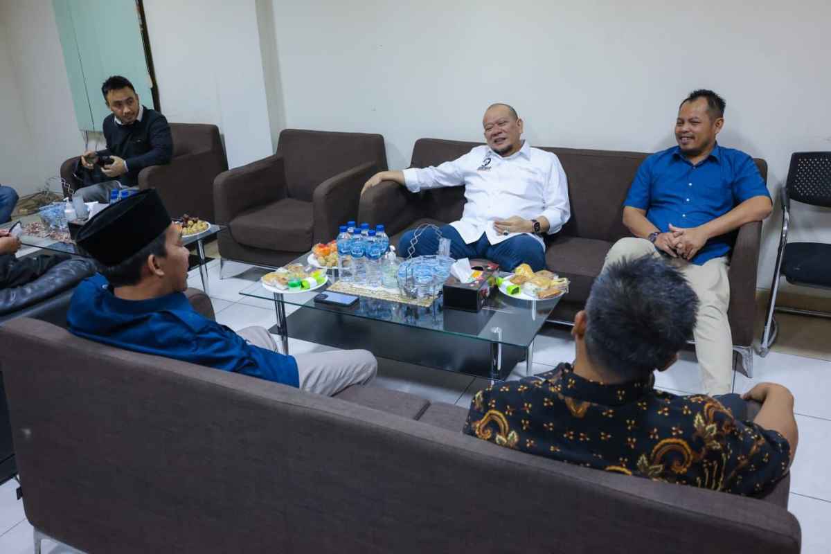 Tinjau KPU Jatim, Ketua DPD RI Bahas Proporsional Tertutup