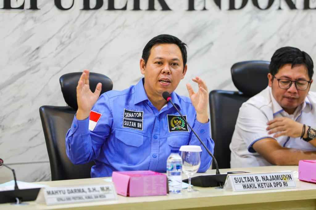 Pertahankan Honorer, Sultan: Segera Sahkan RUU Perubahan ASN Pertahankan Honorer, Sultan: Segera Sahkan RUU Perubahan ASN