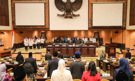 Anggota DPD RI Sampaikan Hasil Reses Pada Sidang Paripurna DPD RI Ke-9