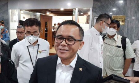 Stop PHK Massal Non ASN, Azwar Anas: Solusinya Anggarannya Masih Dicari