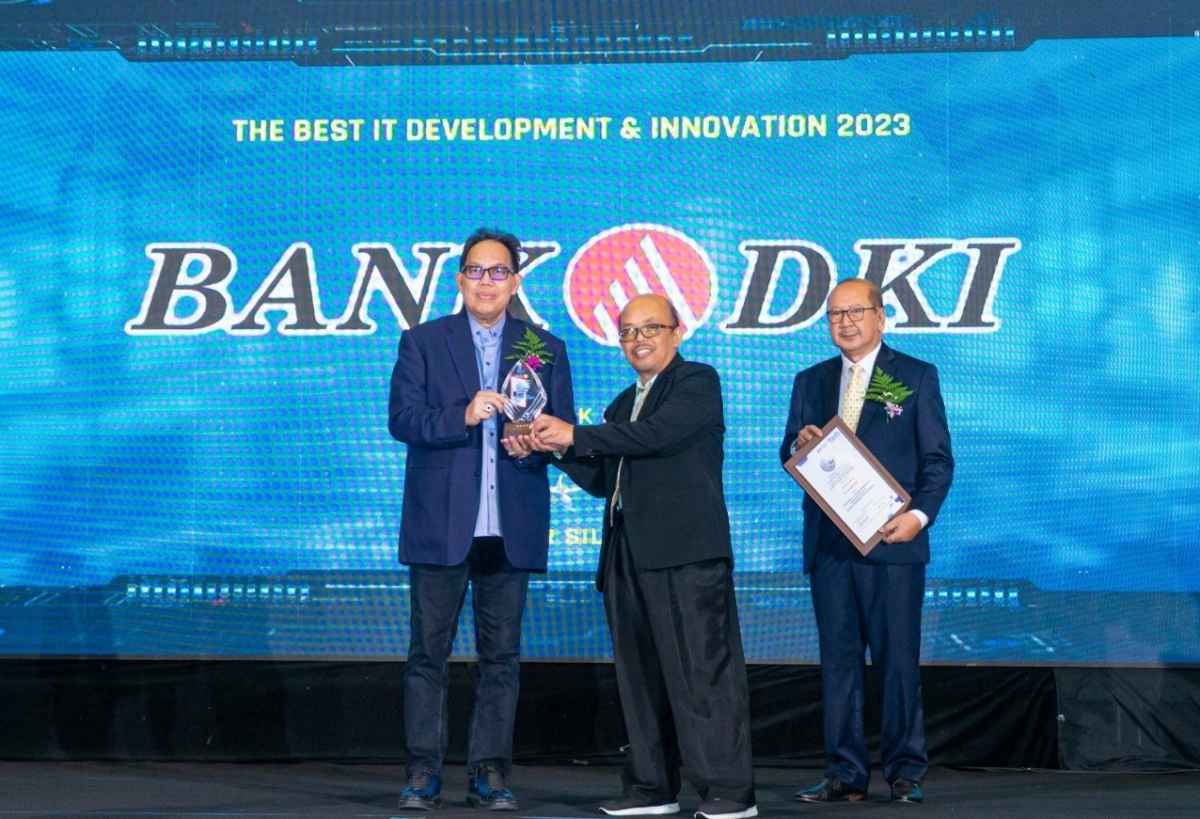 Konsisten Dorong Inovasi Digital, Bank DKI Raih Empat Penghargaan Digitech Award 2023