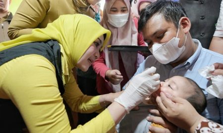 Hari ini Resmi Digelar di Jabar, Masyarakat Antusias Ikuti Imunisasi