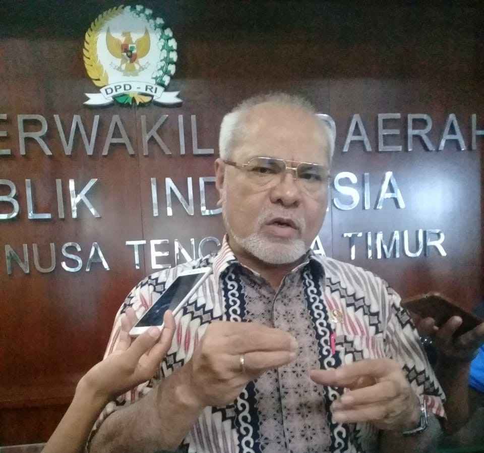 Abraham Senator NTT : Empat Pilar Pemersatu Bangsa Abraham Senator NTT : Empat Pilar Pemersatu Bangsa