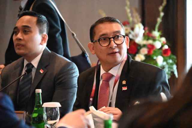 Satu Sikap Menjaga Kesatuan, Fadli Zon Optimis AIPA Beri Dampak Positif untuk ASEAN Satu Sikap Menjaga Kesatuan, Fadli Zon Optimis AIPA Beri Dampak Positif untuk ASEAN