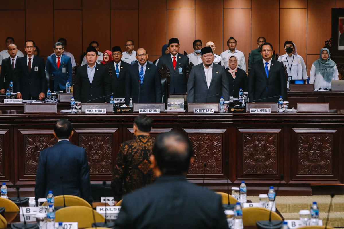 Paripurna Ke-11 Tahun 2022-2023, DPD RI Berharap Penyelenggaraan Ibadah Haji Tertib dan Nyaman Paripurna Ke-11 Tahun 2022-2023, DPD RI Berharap Penyelenggaraan Ibadah Haji Tertib dan Nyaman