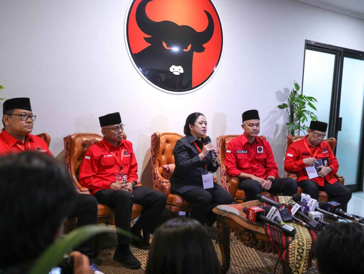 Puan Sebut Mahfud MD, Erick, Sandi, Airlangga, Ridwan Kamil Masuk Bakal Cawapres Ganjar Puan Sebut Mahfud MD, Erick, Sandi, Airlangga, Ridwan Kamil Masuk Bakal Cawapres Ganjar