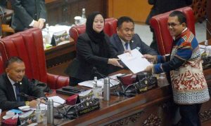 Pimpin Pengesahan UU Kesehatan, Puan Pastikan Hak-Hak Nakes Tak Akan Hilang