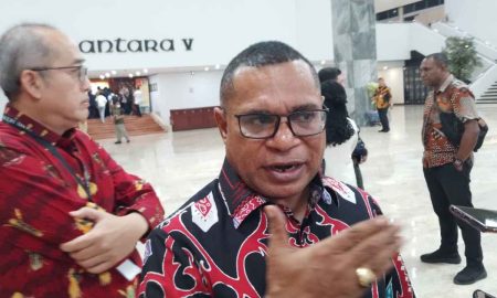 Raih Award API, Yan Piet Mosso: Demokrasi Harus Lahirkan Pemimpin Berkualitas