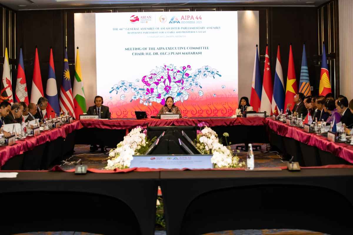 Sambut Delegasi Sidang AIPA, Puan Bicara Kontribusi Parlemen Hadapi Krisis di ASEAN