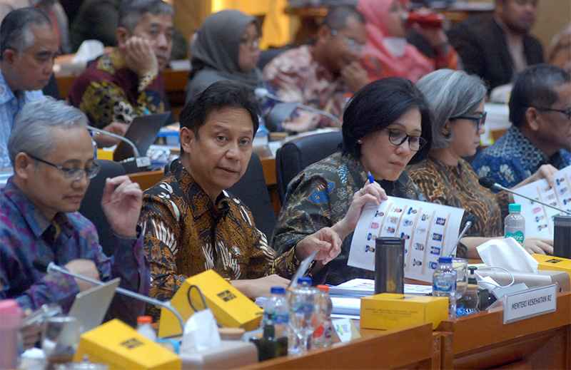 Menkes RI Raker Dengan DPR RI Menkes RI Raker Dengan DPR RI