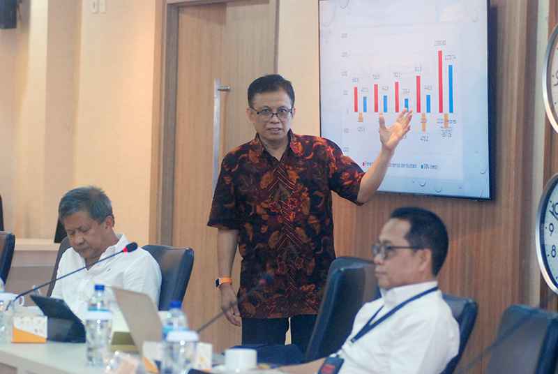 Pansus BLBI DPD RI Gelar RDPU Bahas Masukan Untuk Rekomendasi Kasus BLBI Pansus BLBI DPD RI Gelar RDPU Bahas Masukan Untuk Rekomendasi Kasus BLBI