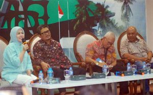 Dialektika Demokrasi Tema “Aturan Social Commerce dan Nasib UMKM”