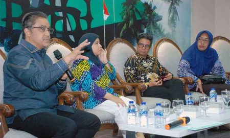 Dialektika Demokrasi Tema "Implementasi RUU ASN Usai Disahkan DPR"