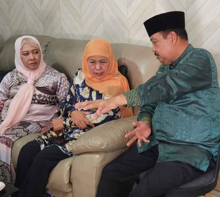Misteri Dibalik Pertemuan Ketum PeranNU dan Ketum Muslimat NU, Ada Komitmen Politik? Misteri Dibalik Pertemuan Ketum PeranNU dan Ketum Muslimat NU, Ada Komitmen Politik?