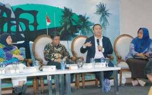 Dialektika Demokrasi Tema "Implementasi RUU ASN Usai Disahkan DPR"