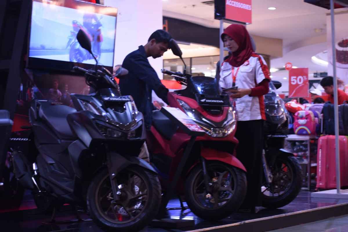 Kawasan Cibubur Jadi Pasar Skutik Premium Honda Kawasan Cibubur Jadi Pasar Skutik Premium Honda