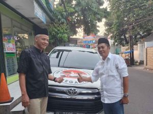 Gelar Konsolidasi, GEGAMA Makin Kencang Sosialisasikan Ganjar-Mahfud ke Akar Rumput Ketum GEGAMA, H Aji Mustofa bersama Ganjar Pronowo/Foto: Dok Gegama
