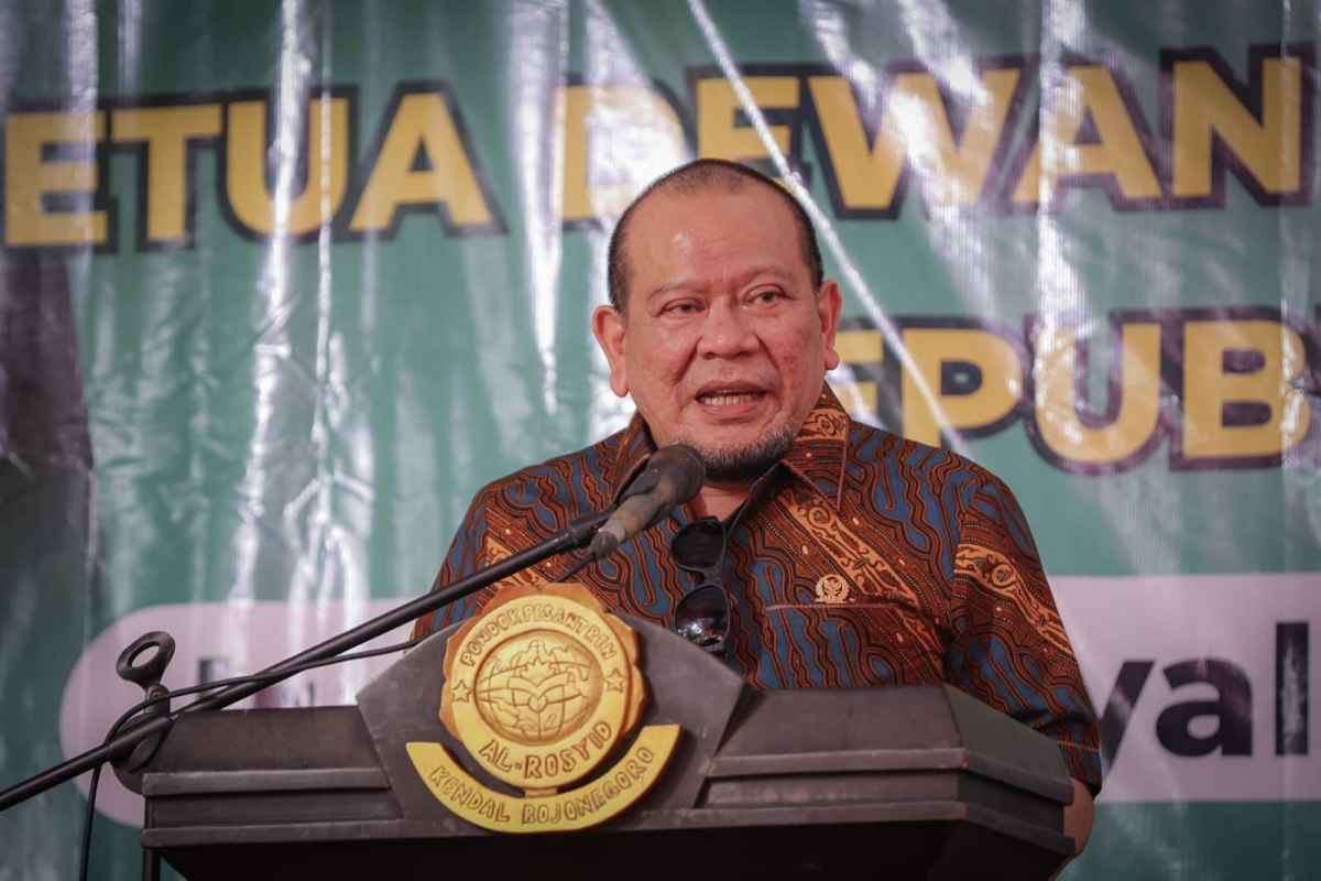 Beri Kuliah di FH Unair,  LaNyalla Bedah Cita-Cita Bangsa Sesuai Konstitusi