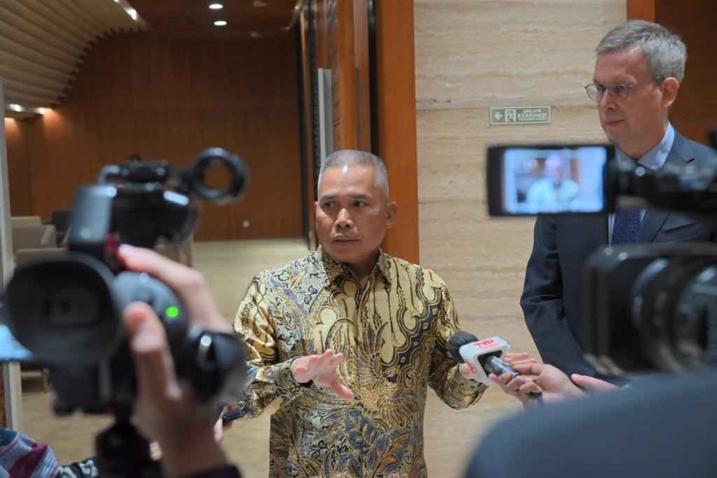 Raih Voice of Democracy, Hafisz Thohir: Tanpa Demokrasi Perjalanan Bangsa Jadi Terganggu Raih Voice of Democracy, Hafisz Thohir: Tanpa Demokrasi Perjalanan Bangsa Jadi Terganggu