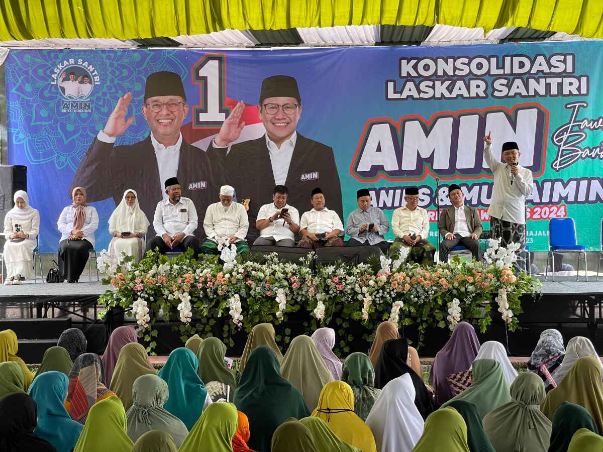 Timnas AMIN Bagi-Bagi Kendaraan Kampanye di Majalengka