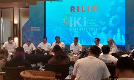 Desember 2023, Indeks Kepercayaan Industri Anjlok 51,32