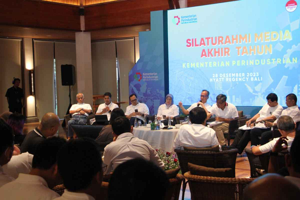 Investasi Sektor Industri Pengolahan Non Migas Ditargetkan Rp630,57 Triliun Pada 2024 Investasi Sektor Industri Pengolahan Non Migas Ditargetkan Rp630,57 Triliun Pada 2024