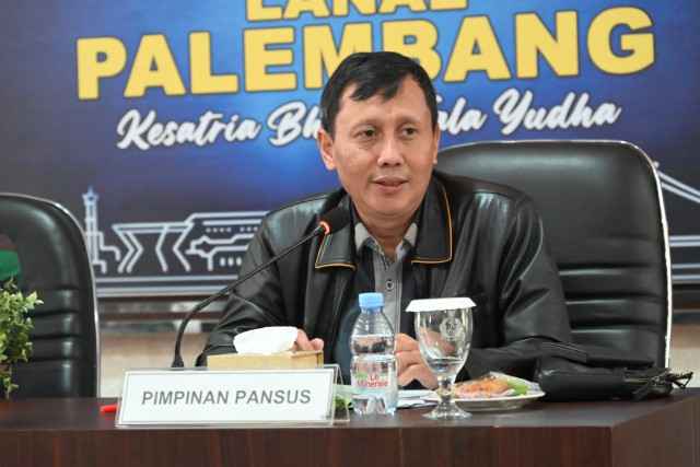Dipertanyakan Rencana Pemerintah Akan Impor 5 Juta Ton Beras, Bagaimana Keberpihakannya pada Petani? Dipertanyakan Rencana Pemerintah Akan Impor 5 Juta Ton Beras, Bagaimana Keberpihakannya pada Petani?