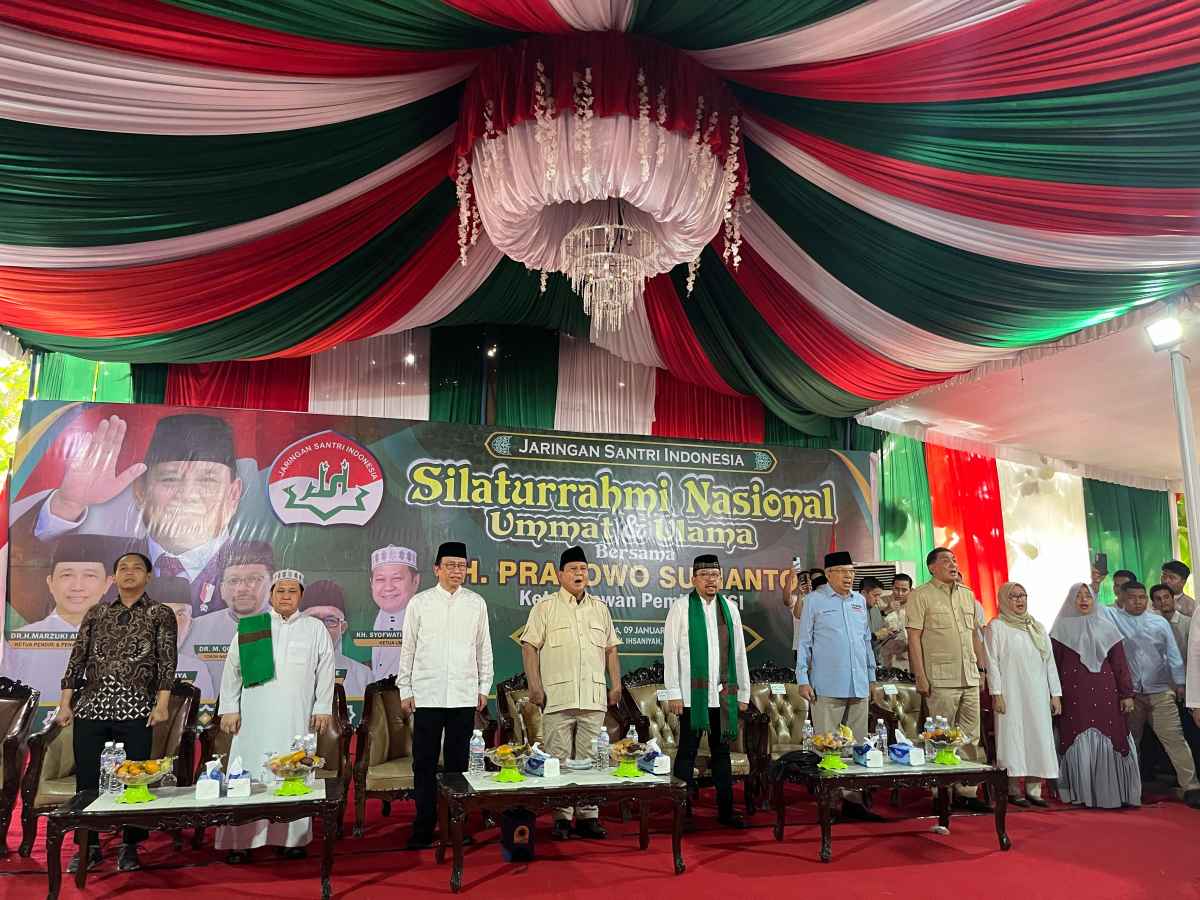 Kunjungi Bayt Al-Quran Al-Akbar dan Gelar Silaturahmi, Prabowo Rapatkan Barisan Bersama Ulama-Ribuan Jemaah Sumsel Kunjungi Bayt Al-Quran Al-Akbar dan Gelar Silaturahmi, Prabowo Rapatkan Barisan Bersama Ulama-Ribuan Jemaah Sumsel