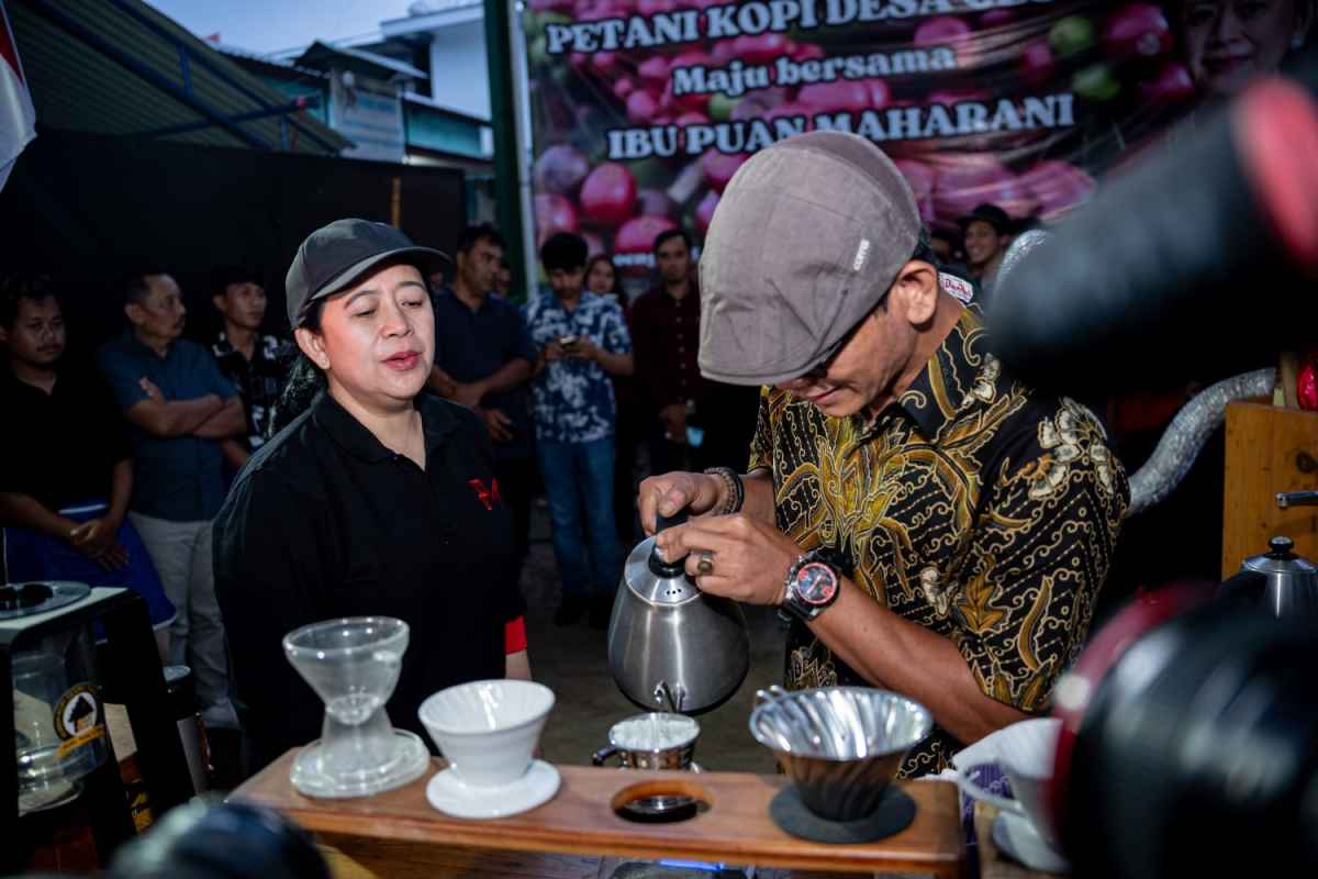 Ngopi Bareng Barista dan Petani, Puan Dukung Brand Temanggung Makin Go Internasional Ngopi Bareng Barista dan Petani, Puan Dukung Brand Temanggung Makin Go Internasional