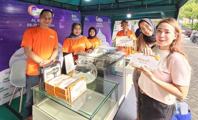 Gandeng UMKM, Pegadaian Surabaya Genjot Penjualan Emas dalam Festival Ramadhan Gandeng UMKM, Pegadaian Surabaya Genjot Penjualan Emas dalam Festival Ramadhan