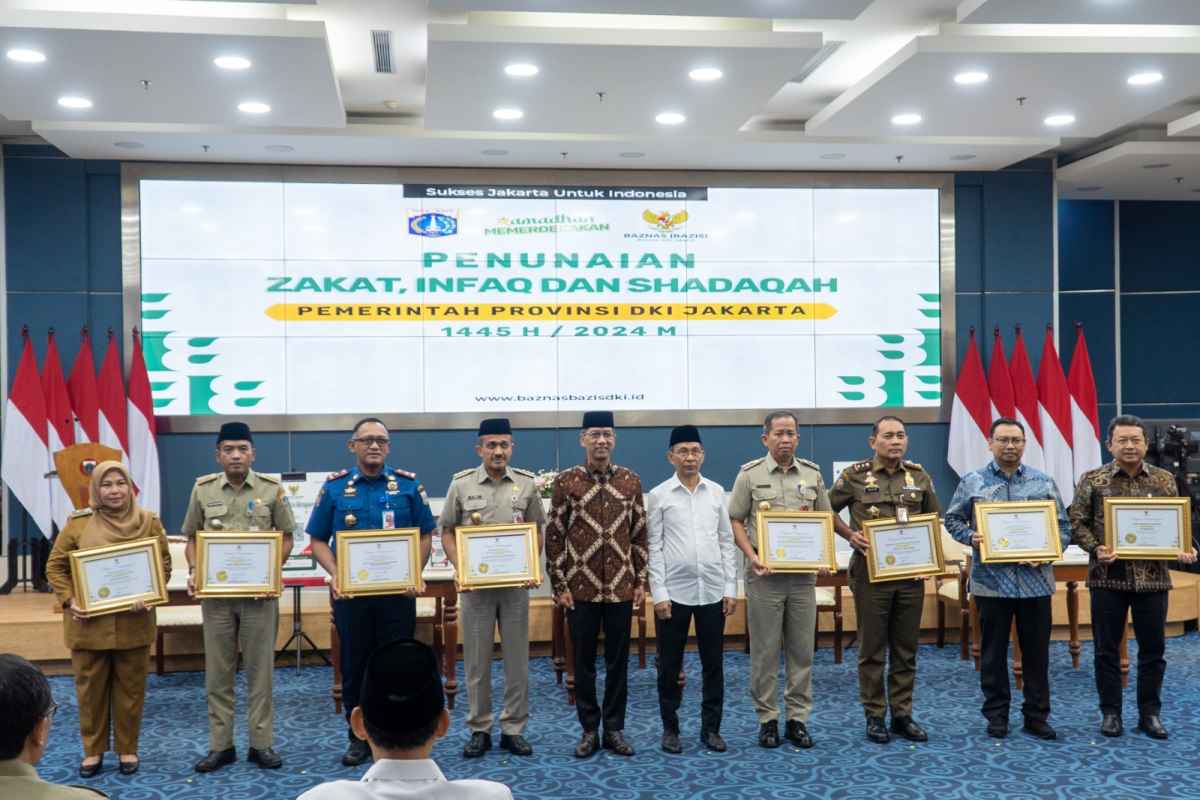 Bank DKI Terima Apresiasi Sebagai Mitra Strategis 2023 Baznas Bazis Provinsi DKI Jakarta Bank DKI Terima Apresiasi Sebagai Mitra Strategis 2023 Baznas Bazis Provinsi DKI Jakarta