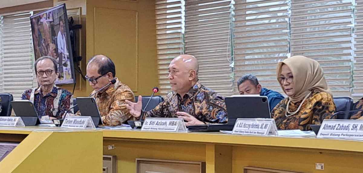 Menkop UKM Akui Usaha Kecil Belum Jadi Bagian Industrialisasi Menkop UKM Akui Usaha Kecil Belum Jadi Bagian Industrialisasi