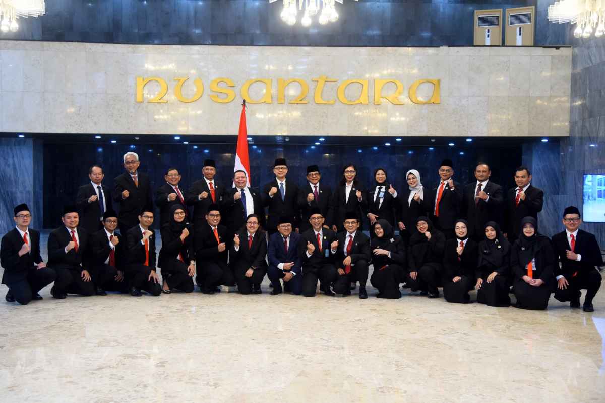 Sekjen DPR Tegaskan Regenerasi dalam Organisasi Setjen DPR Sebuah Keniscayaan Sekjen DPR Tegaskan Regenerasi dalam Organisasi Setjen DPR Sebuah Keniscayaan