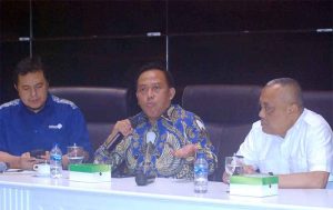 Dialektika Demokrasi Dengan tema "Antisipasi Maraknya Jemaah Haji dan Umroh Tanpa Visa Haji"