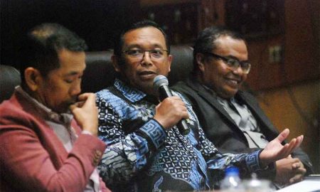 Dialektika Demokrasi "Menelisik Untung Rugi Tapera"