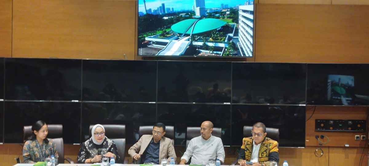 Akankah KRIS Bisa Terlaksana Pada Tahun Depan? Akankah KRIS Bisa Terlaksana Pada Tahun Depan?