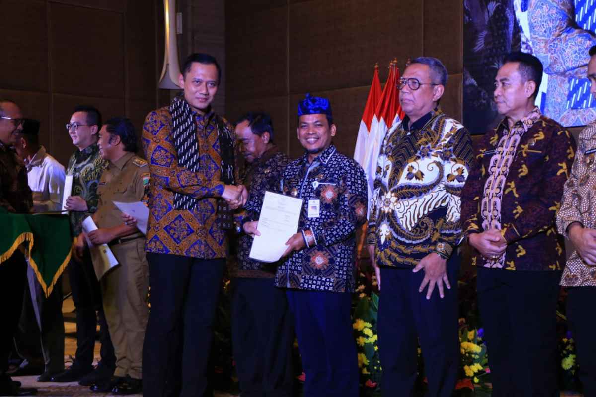 AHY : Kota Tangerang Jadi Kota Lengkap Kepemilikan Tanah AHY : Kota Tangerang Jadi Kota Lengkap Kepemilikan Tanah