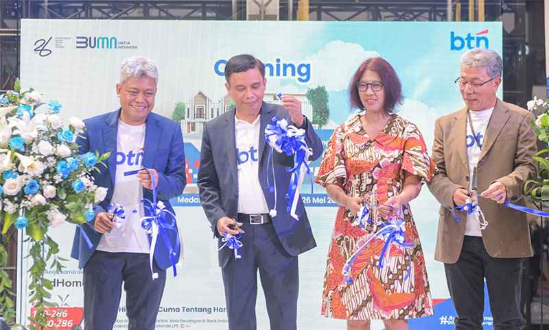 BTN Resmikan Secara Serentak Tiga Sales Center KPR BTN di 3 Kota BTN Resmikan Secara Serentak Tiga Sales Center KPR BTN di 3 Kota