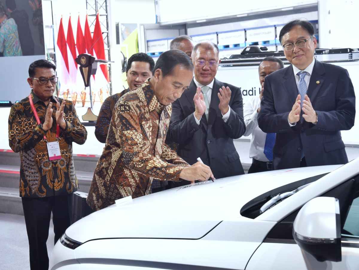 Investasi Ekosistem Baterai Rp160 Triliun, Indonesia Sangat Kompetitif Jadi Produsen Mobil Listrik Investasi Ekosistem Baterai Rp160 Triliun, Indonesia Sangat Kompetitif Jadi Produsen Mobil Listrik