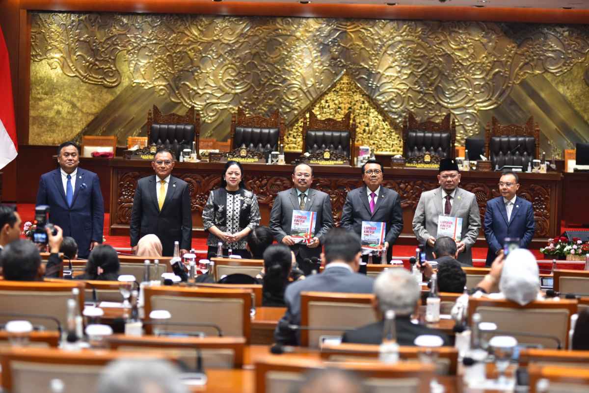 DPR Terima Ribuan Aduan Terbanyak Soal Masalah Hukum, Puan Berterima Kasih pada Rakyat DPR Terima Ribuan Aduan Terbanyak Soal Masalah Hukum, Puan Berterima Kasih pada Rakyat