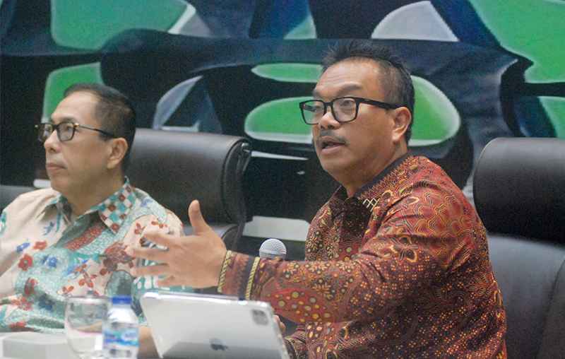 Forum Legislasi dengan tema " Pemerintah Terbitkan UU Kesehatan, Langkah Cepat Lindungi Kesehatan Masyarakat ! " Forum Legislasi dengan tema " Pemerintah Terbitkan UU Kesehatan, Langkah Cepat Lindungi Kesehatan Masyarakat ! "