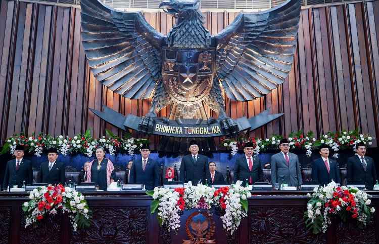 Akhiri Jabatan, Paripurna MPR Sahkan Peraturan Tentang Perubahan Tatib dan Rekomendasi Masa Jabatan 2019-2024