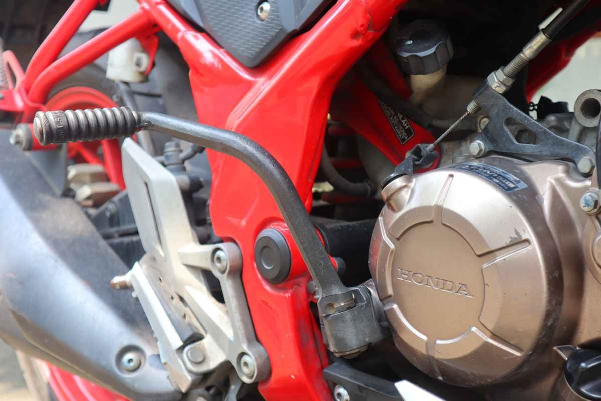 Sulit Hidupkan Motor Honda Pakai Engkol, Ini Solusinya Sulit Hidupkan Motor Honda Pakai Engkol, Ini Solusinya