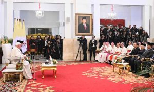 Paus Fransiskus Puji Semboyan Bhinneka Tunggal Ika