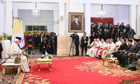 Paus Fransiskus Puji Semboyan Bhinneka Tunggal Ika