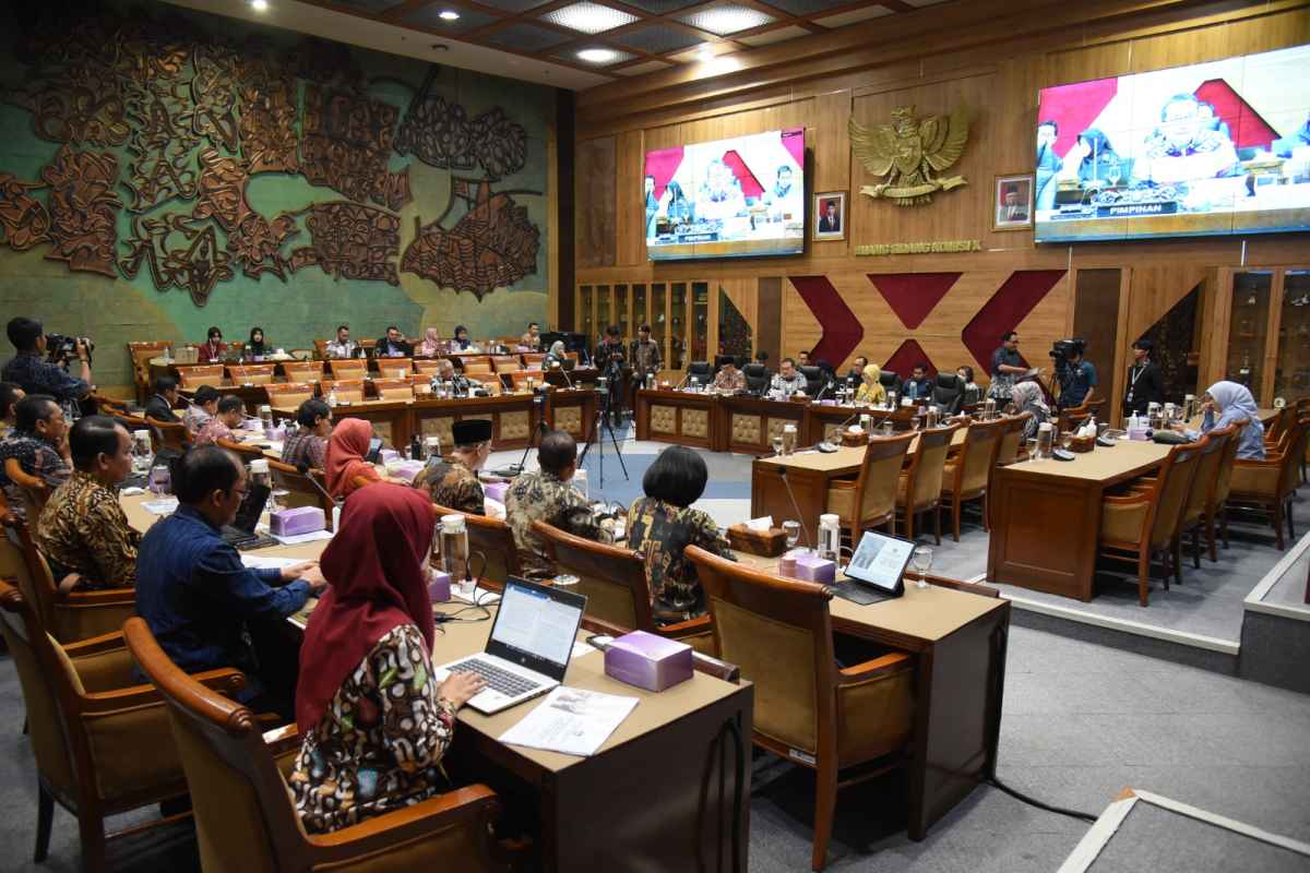 Komisi X DPR Terus Berjuang Pastikan Sektor Pendidikan, Olahraga, dan Pariwisata Sesuai Amanat Konstitusi Komisi X DPR Terus Berjuang Pastikan Sektor Pendidikan, Olahraga, dan Pariwisata Sesuai Amanat Konstitusi
