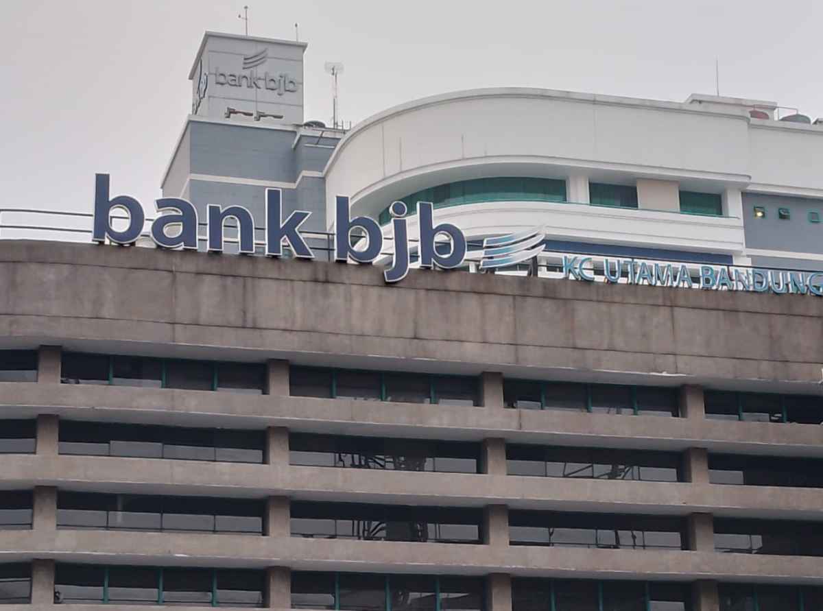 OJK Desak Bank BJB Transparan Terkait Dugaan Korupsi